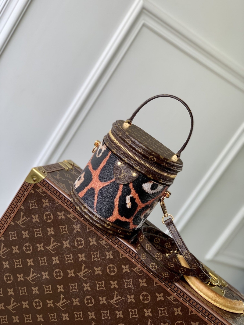 LV Bucket Bags